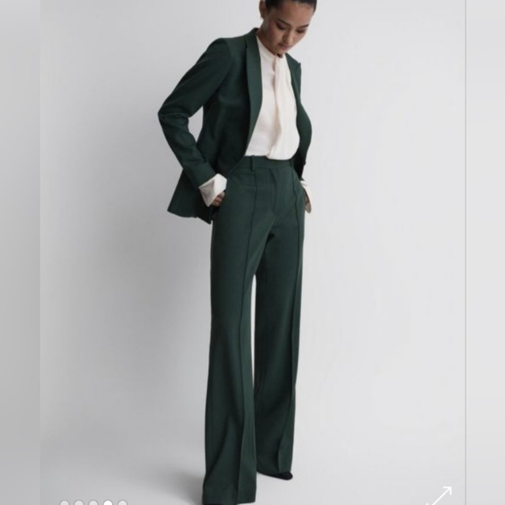 Elegant Green Women's Pantsuit